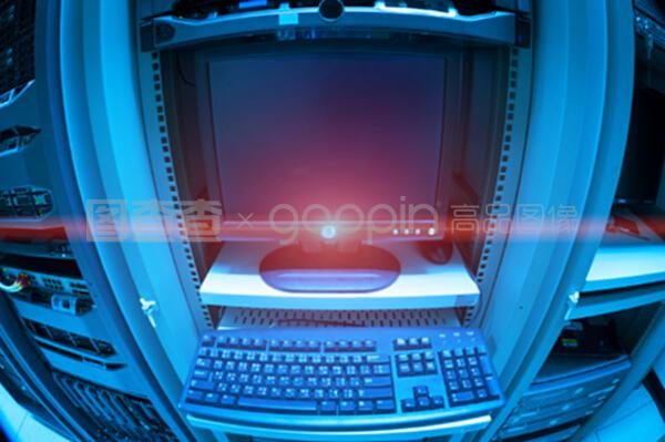 网络服务器与云计算装备技术服务的融合与发展